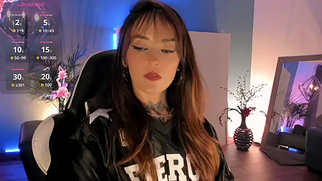 Megan_inked's Live XXX Chat