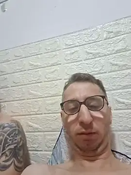 Pokazy przed kamerką – MattedOdobenus