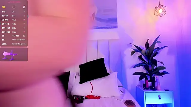 _Emily_Queen Live XXX Chat