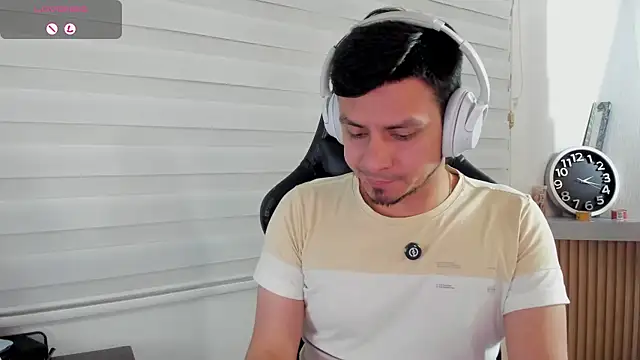 Rick_Adams élő XXX-chatje