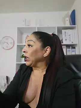 دردشة Gina_Myers الجنسية المباشرة