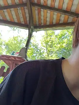 NinaParri's Live XXX Chat