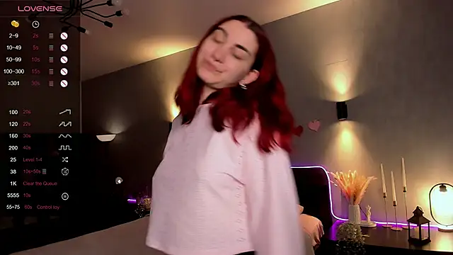 Chat XXX en directo de hannacheekss_