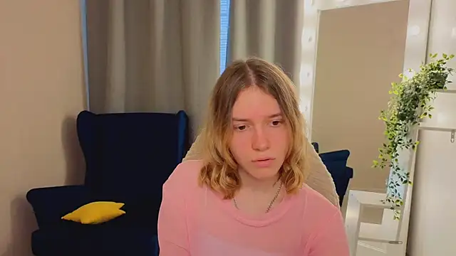 MilanaRayy live XXX chat