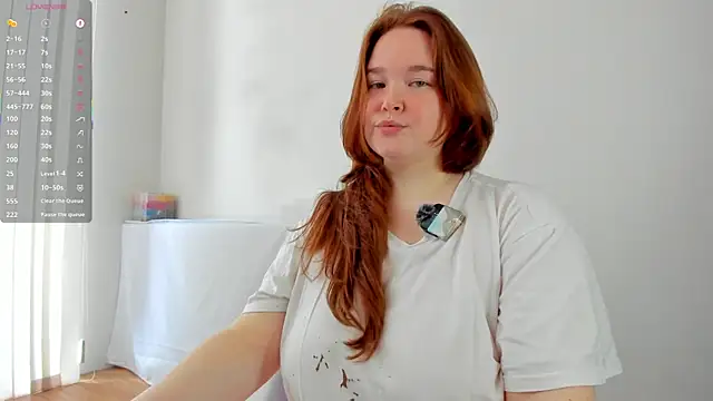 XXX chat uživo modela DebbieWoood