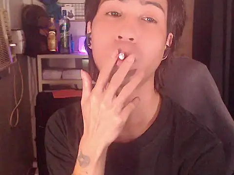 Ryu_23 Adlı Modelin Canlı XXX Sohbeti