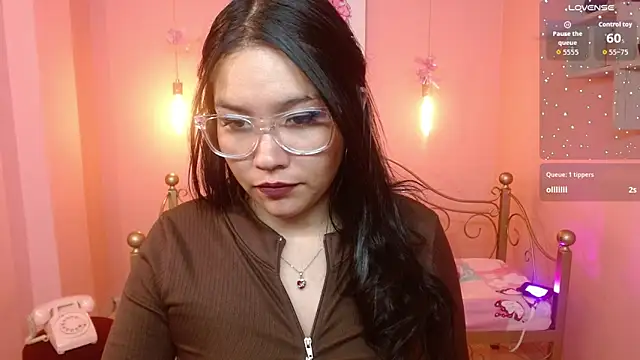 Melody_1_ Live XXX-chat