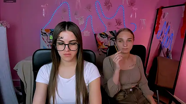 lina_fox12's Live XXX Chat