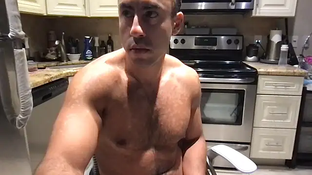 XXX chat uživo modela BigGuyMuscle