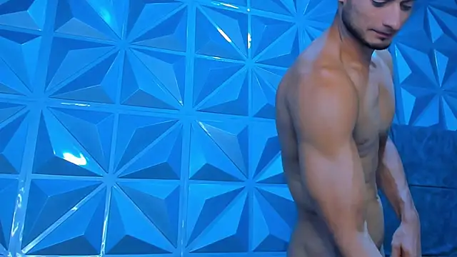 عرض كام Adonys_Lewis_