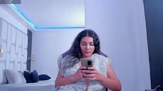 _aria_jones' Live XXX Chat
