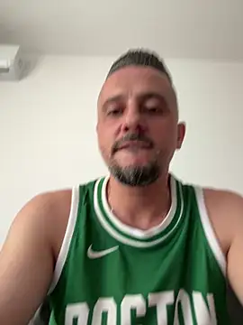 Czat XXX na żywo – InsaneMattt