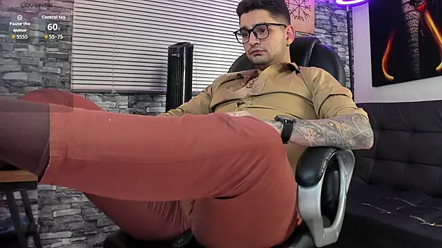 Nicolas_Fellener Chat XXX live