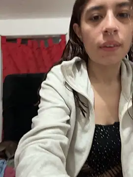 Chat +18 de Cherry_Luna1 ao vivo
