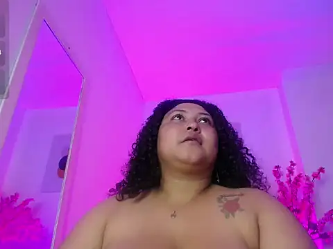 Živý XXX chat Ayliinn_