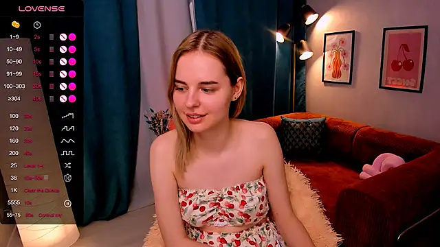 LillianShine Adlı Modelin Canlı XXX Sohbeti