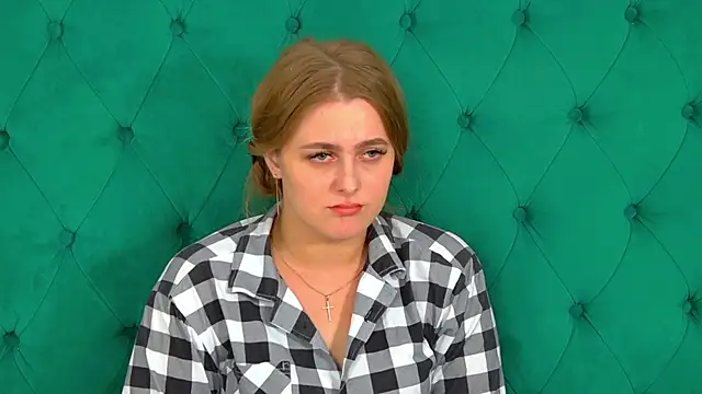 Chat +18 de EllaBells ao vivo
