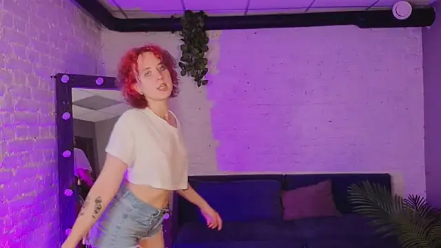 ScarlettSparkss: онлайн-секс-чат