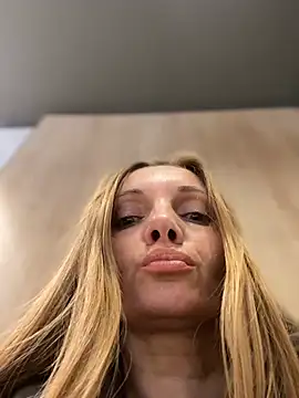miss_darsi's Live XXX Chat