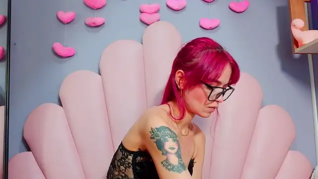 luci_miller Chat XXX live