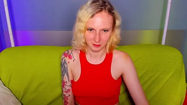 LikiLips' Live XXX Chat