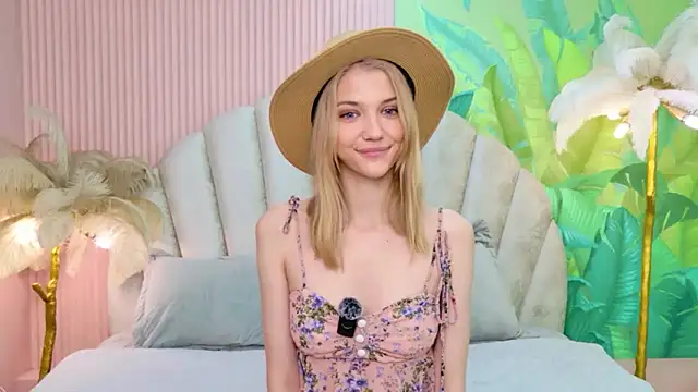 Chat XXX ao vivo de 4example_Chloe
