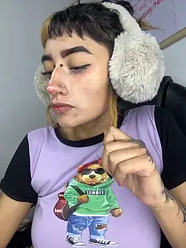 baby_akuma's Live XXX Chat