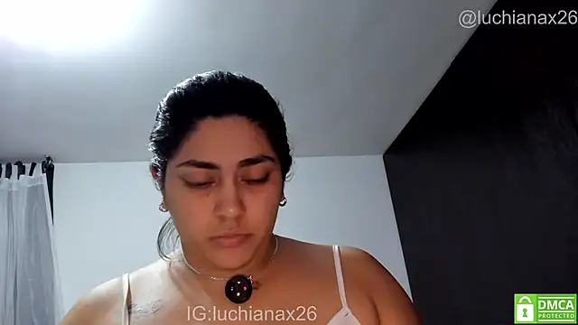 lucy26_n Live XXX chat