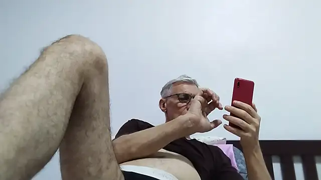 Chatroom XXX en direct de BIGUNCUTHARDCOCK