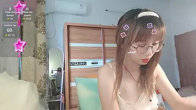 Živý XXX chat Lili_666