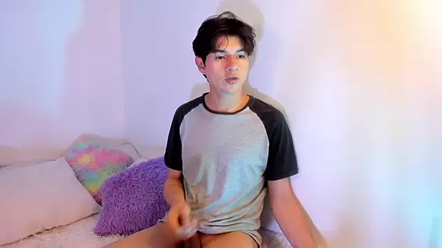 Aleaurarashii Webcam-Show