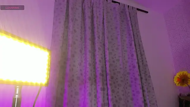 Selena_fox24: απευθείας συνομιλία ΧΧΧ