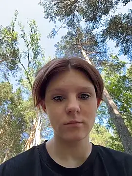צ'אט XXX בשידור חי של NinaParri