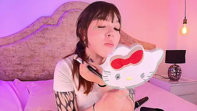 Fluffy_Bubble21's Live XXX Chat