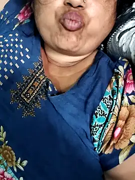 Chatroom XXX en direct de Hot_indian_Milf