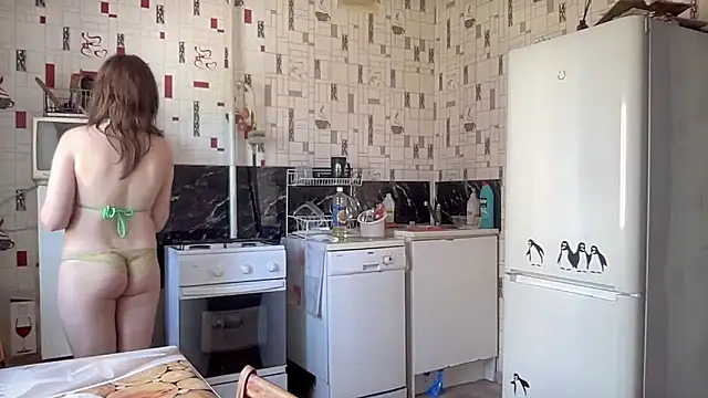 Diamond_Tyler élő XXX-chatje