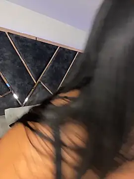 FoxySkye Live XXX-chat