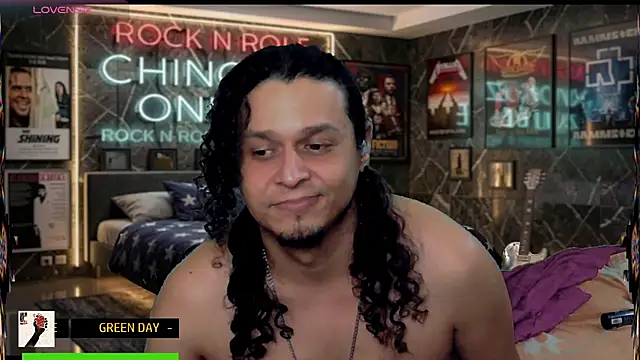 chino_roz's Live XXX Chat