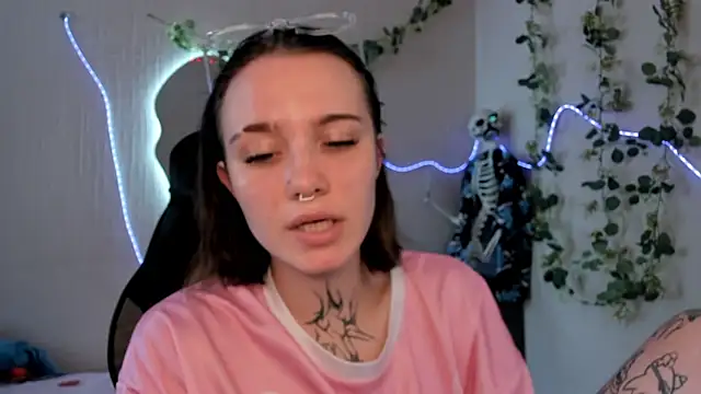 XXX chat uživo modela Elastikisss