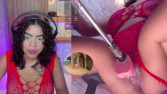 NinaCapelli's Live XXX Chat