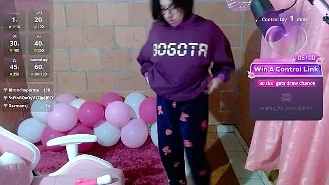 دردشة Maggie_Fox3 الجنسية المباشرة