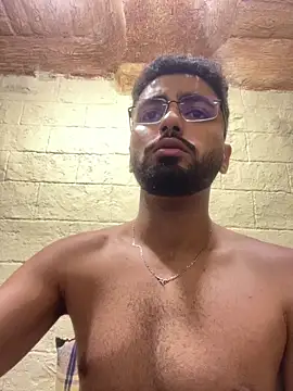 عرض كام Arabic_male07