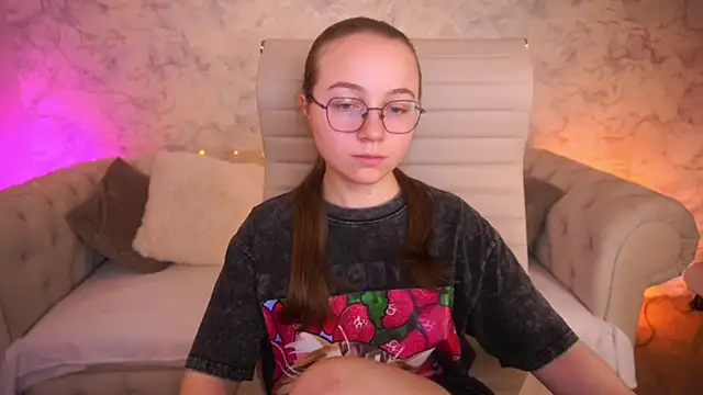 Živý XXX chat ArrinaWairr