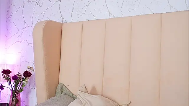 Živý XXX chat BambiRoses