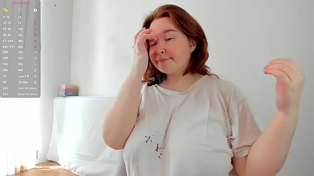 دردشة DebbieWoood الجنسية المباشرة