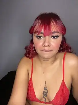 Ashley_Bradley_ Chat XXX in diretta
