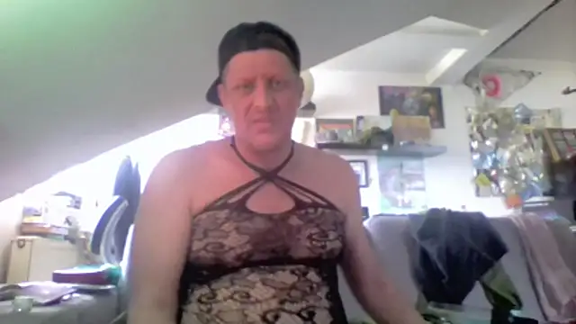 Chat +18 de Bigthroaterboy ao vivo