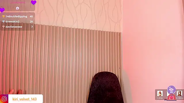 Živý XXX chat Kiri_Velvet