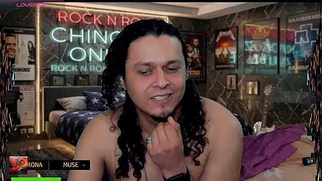 chino_roz's Live XXX Chat