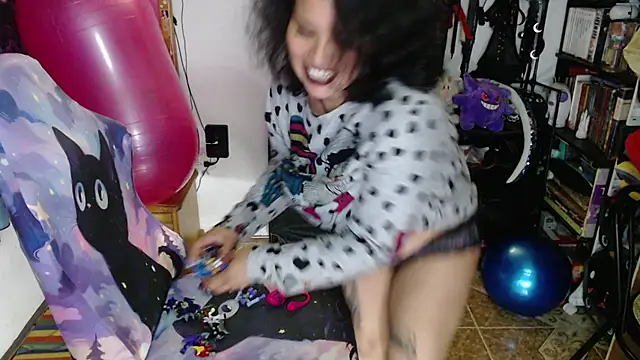 Czat XXX na żywo – kureiji_hentaii